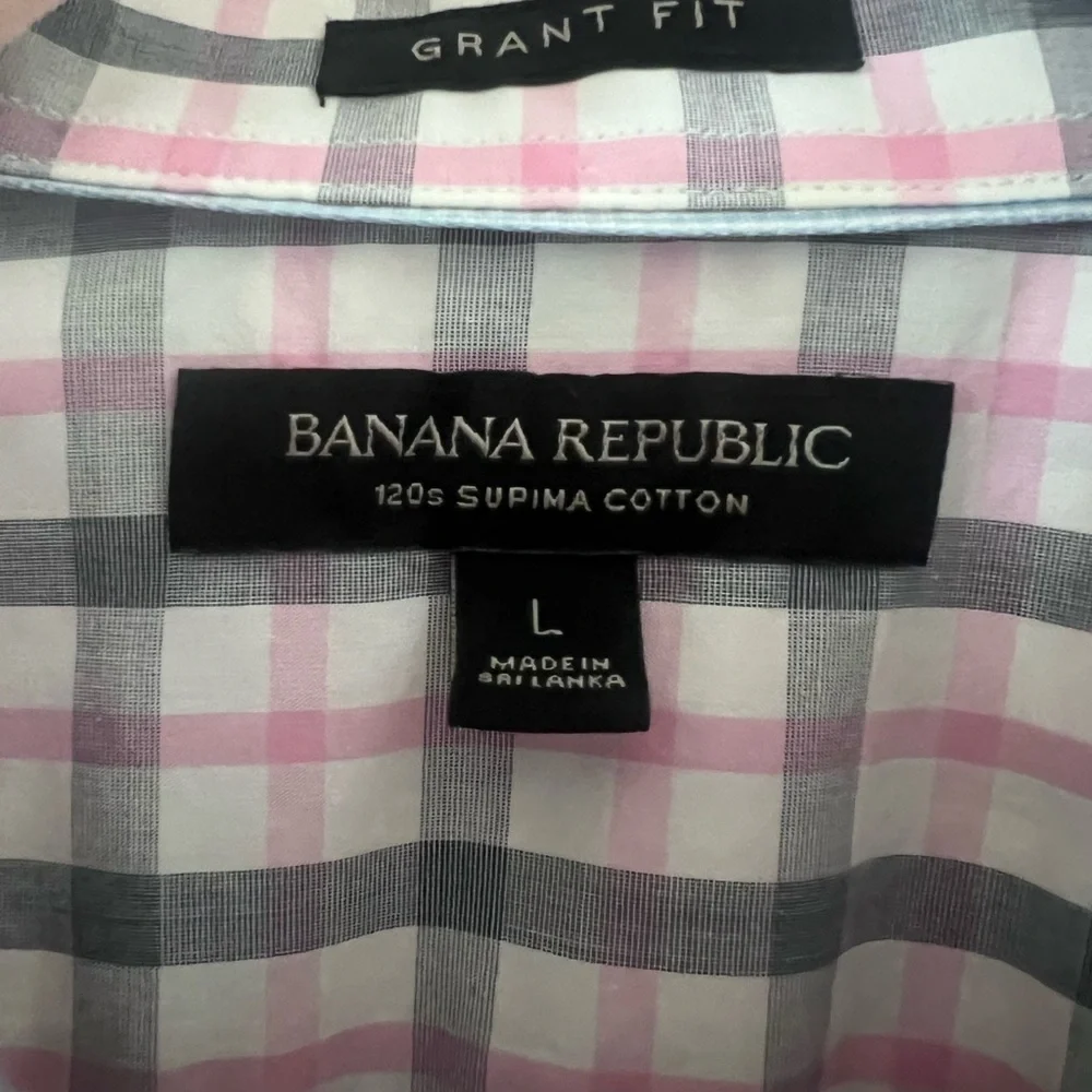Banana Republic Blue and White Casual Button Down Shirt